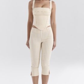 Carella Gingerbread Gingham Capri Trousers - Image 5