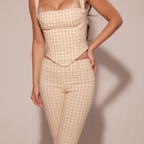 Carella Gingerbread Gingham Capri Trousers - Image 10